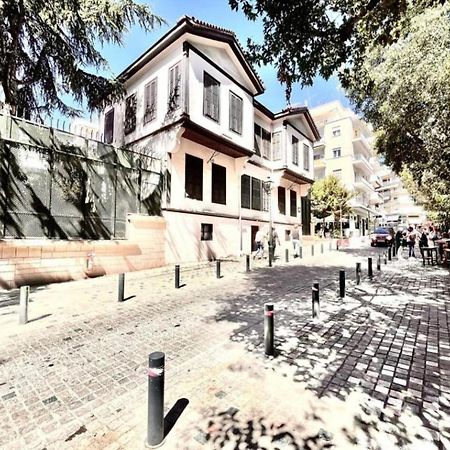 Retro Boutique Apt W Balcony In Historical Area Appartement Thessaloniki Buitenkant foto
