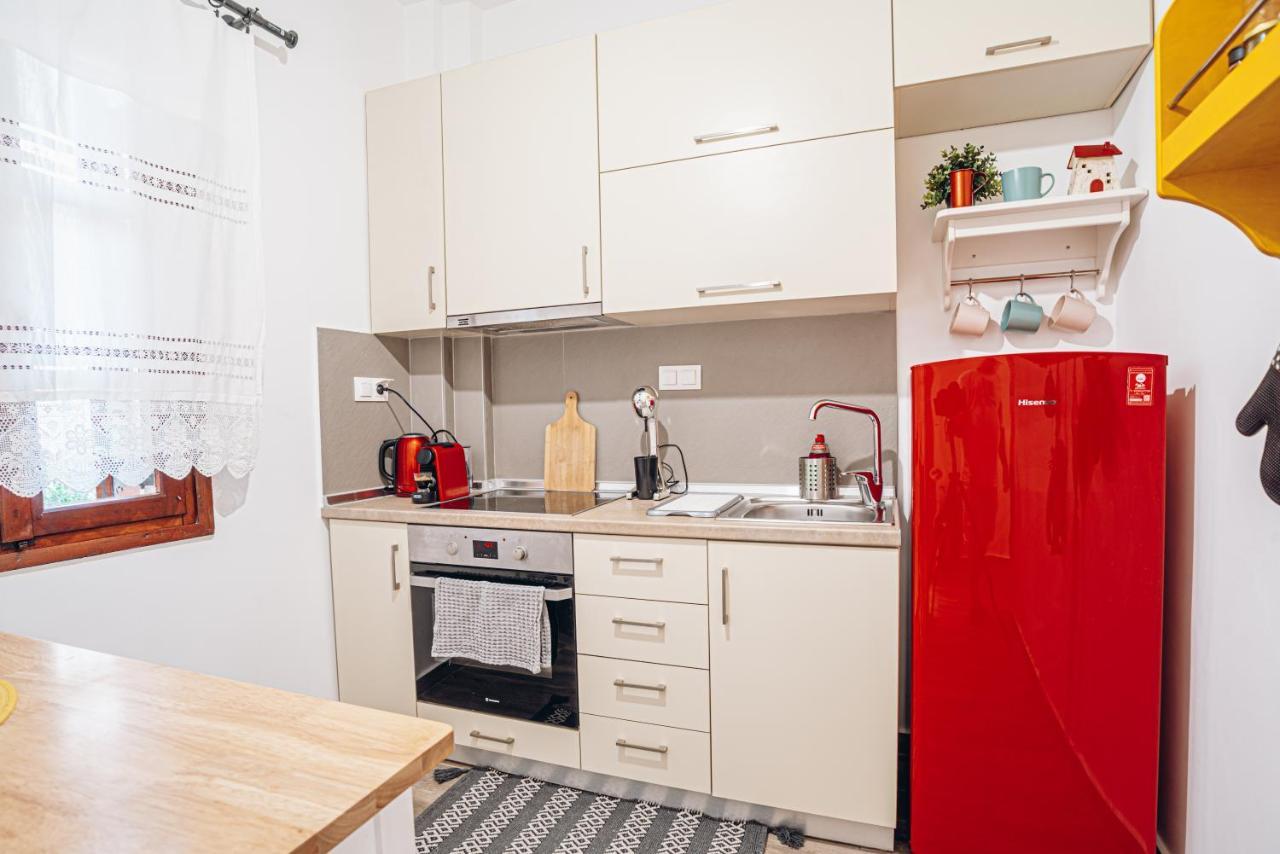 Retro Boutique Apt W Balcony In Historical Area Appartement Thessaloniki Buitenkant foto